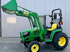 John Deere 3038E