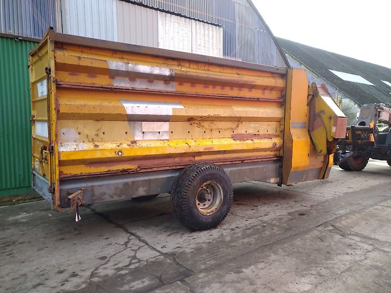 Lucas Abeille 12 Ballenauflöser