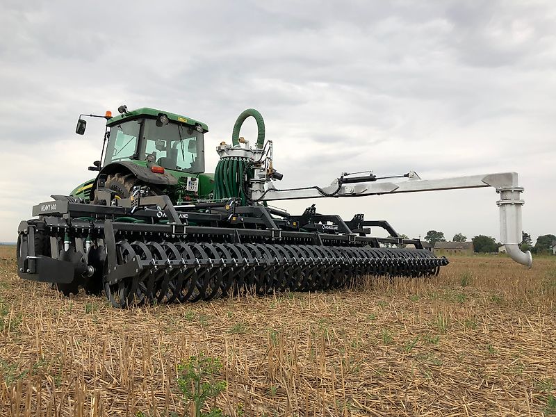 Verschlauchungstechnik Güllegrubber 7,5 m Verschlauchung oder Fassanbau Gülleverschlauchung