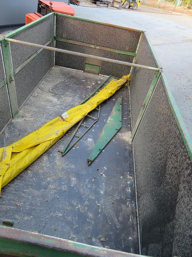 Kröger HKD 18 Tonnen Dreiseitenkipper, HU März 2027