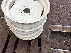 Renault voorvelg 5.5x16 en 5.5x20