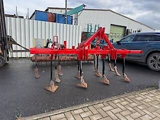 BM Maschinenbau Grubber 3m, 3-Balkig, gebr. Stachelwalze Pöttinger, Gänsefusschare oder Doppelherzschare