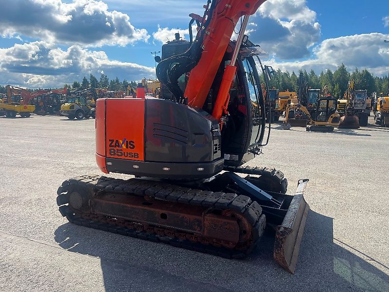 Hitachi ZX 85 US / Engcon, Pihdit, Rasvari, Kauha