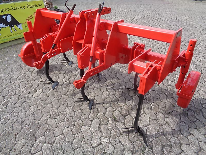 Howard Howard Kurzgrubber 3m Frontgrubber Vorbaugrubber 8 Gechraubte Stiele Luftbereifte Stützräder Neulackierung Kongskilde Grübber 6 Stiel Stützräder Zapfwellendurchtrieb Kein Amazone TL Lemken