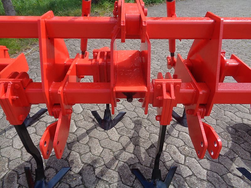 Howard Howard Kurzgrubber 3m Frontgrubber Vorbaugrubber 8 Gechraubte Stiele Luftbereifte Stützräder Neulackierung Kongskilde Grübber 6 Stiel Stützräder Zapfwellendurchtrieb Kein Amazone TL Lemken