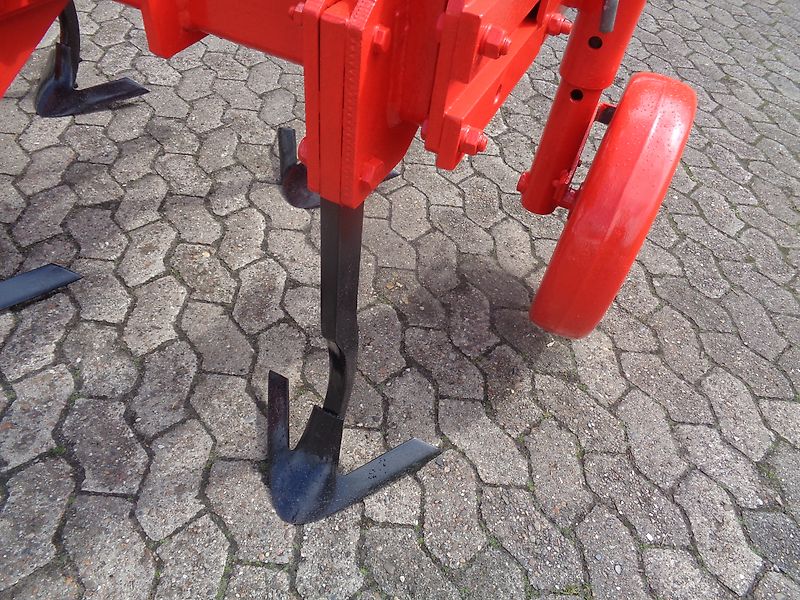 Howard Howard Kurzgrubber 3m Frontgrubber Vorbaugrubber 8 Gechraubte Stiele Luftbereifte Stützräder Neulackierung Kongskilde Grübber 6 Stiel Stützräder Zapfwellendurchtrieb Kein Amazone TL Lemken