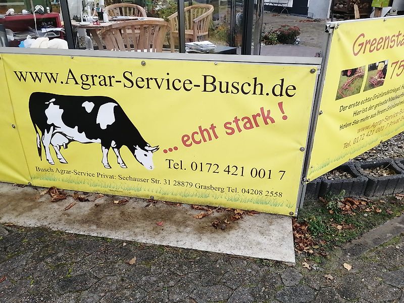 Howard Howard Kurzgrubber 3m Frontgrubber Vorbaugrubber 8 Gechraubte Stiele Luftbereifte Stützräder Neulackierung Kongskilde Grübber 6 Stiel Stützräder Zapfwellendurchtrieb Kein Amazone TL Lemken