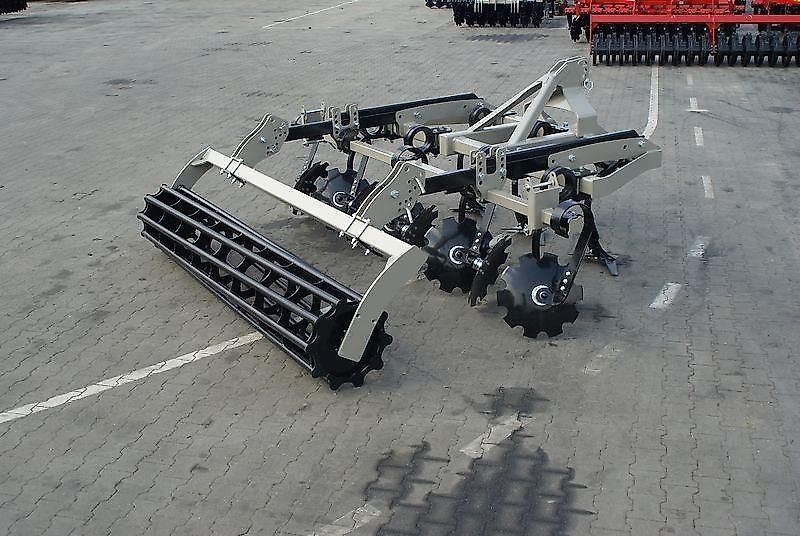 Rolex Flügelschargrubber / Stubble cultivator / Dechaumeur à dents / Стерневой культиватор / Agregat podorywkowy 3 m