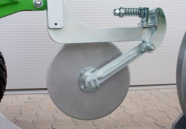 Bomet TOP-AGRO Drehpflug Leo mit Schraubensicherung (Pflugkörper-Breite: 30-38-45) ab 0,9 bis 2,25m Arbeitsbreite