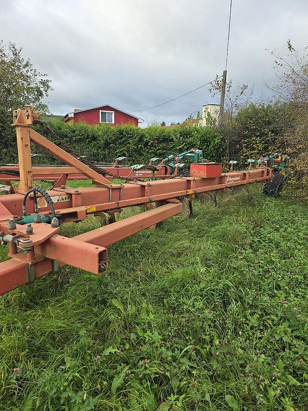 Kverneland BE 100 inkl. Lemken Packer