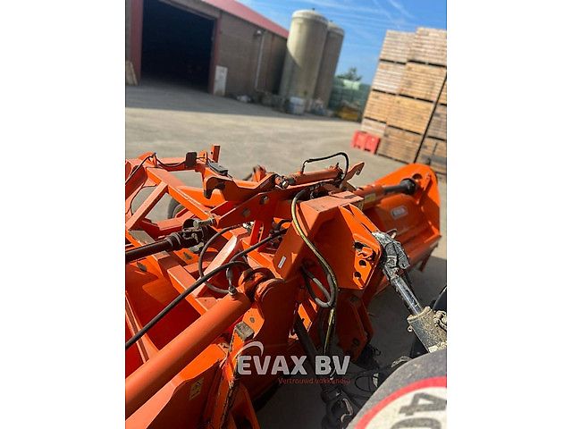 Struik 8LKA75 Loofklapper