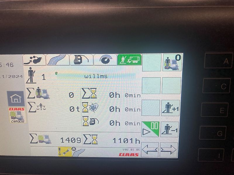 Claas Cargos 8500 Tridem