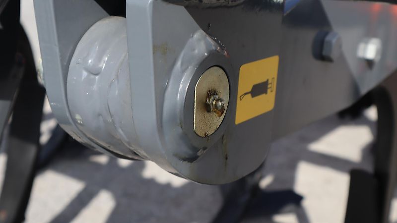 AgroXX TRIPLE-XC 3.0-10 ZINKEN GEFEDERT -- MULCHGRUBBER PREMIUM MIT DACHRINGWALZE--