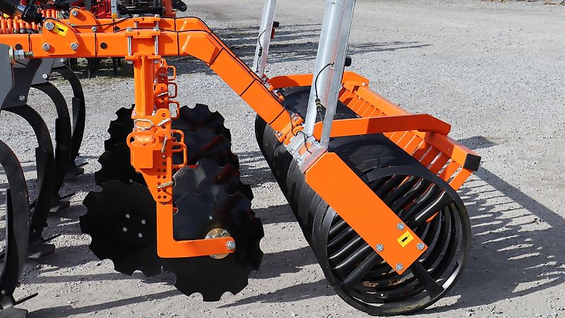 AgroXX TRIPLE-XC 3.0-10 ZINKEN GEFEDERT -- MULCHGRUBBER PREMIUM MIT DACHRINGWALZE--