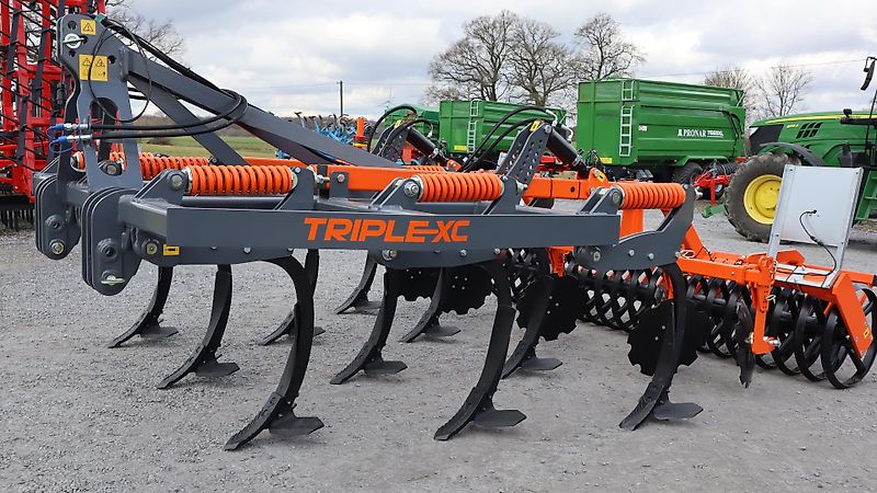 AgroXX TRIPLE-XC 3.0-10 ZINKEN GEFEDERT -- MULCHGRUBBER PREMIUM MIT DACHRINGWALZE--