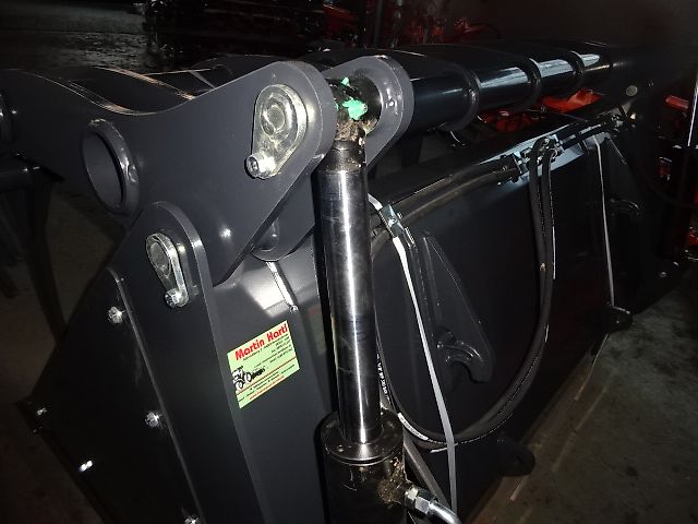 H L M - Siloreißschaufel-   Pelikanschaufel- Maxi- XXL- Ausführung-  Große Ausführung 2 Meter- 2,2 oder 2,4 Meter oder 2,5 Meter Siloreißschaufel- Big Volumen XXL - 2 Meter - 2.2 Meter- oder 2,4 Meter oder 2,5 Meter