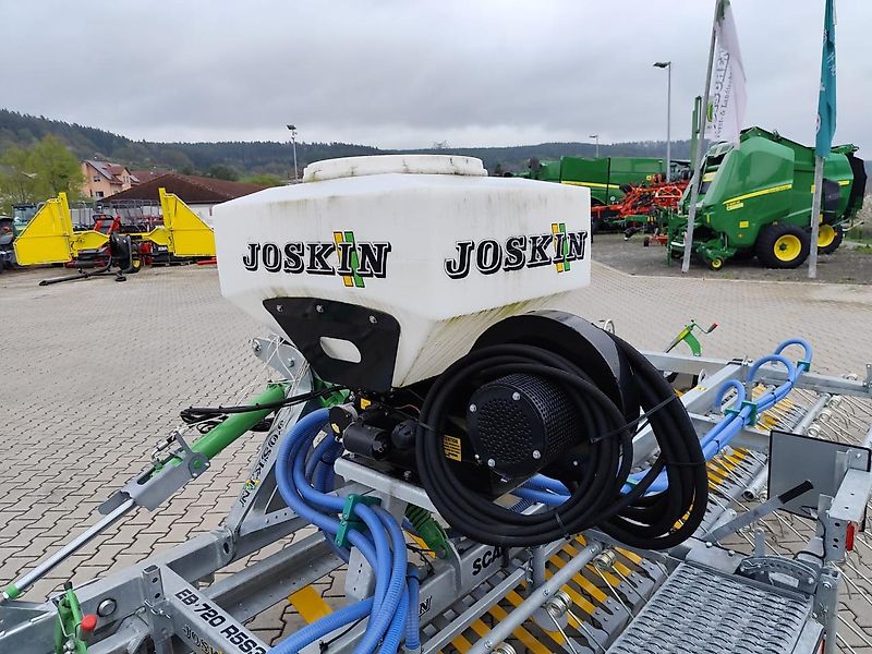 Joskin SCARIFLEX 720 R5S3 mit Sämaschine