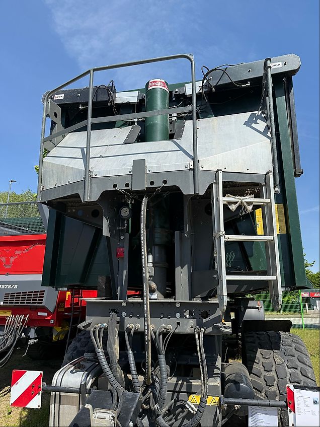 Krampe ALU Kippsattel KS 950 Roadrunn