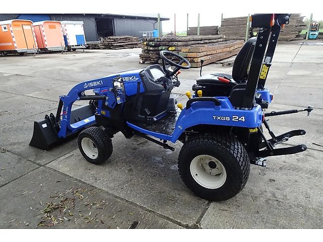 Iseki met voorlader .TXGS24