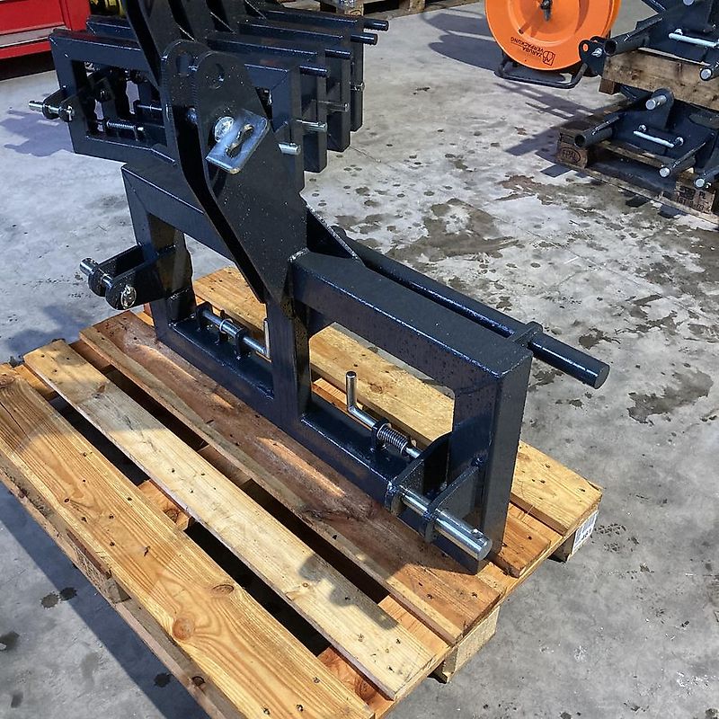 SAT Adapter - Dreipunkt/Euro