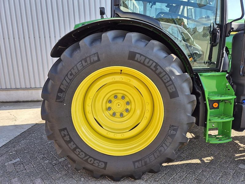 John Deere 6R 185