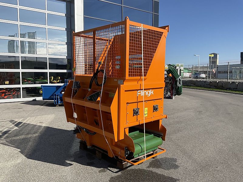 SSV 1100 Einstreugerät