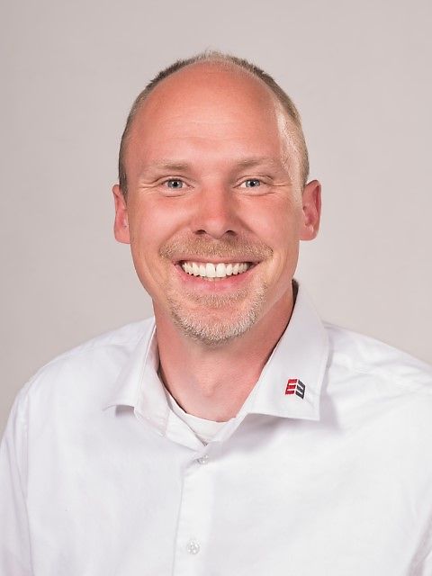 Contacto Sr. Norman Tietz